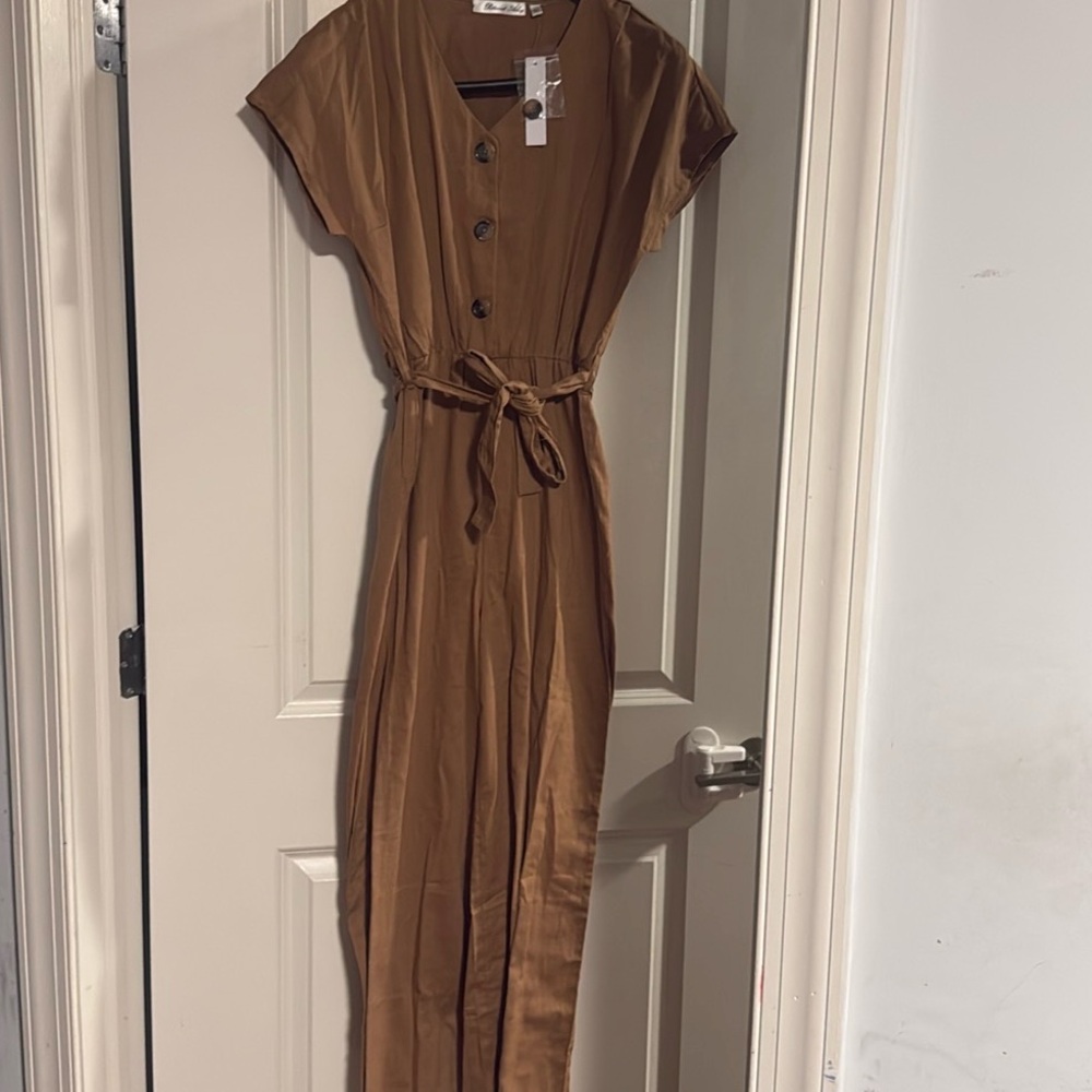 Jumpsuit ( dressy )